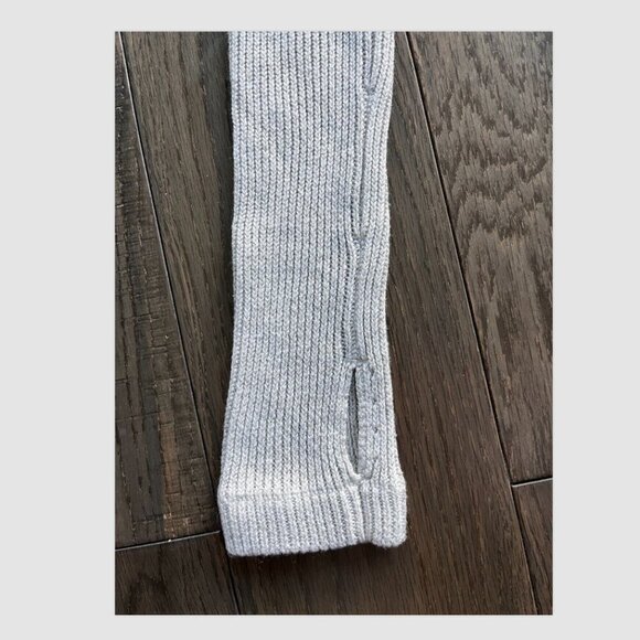 Lululemon Cabin Yogi Knit Sweater Women’s Size 4 Gray Athleisure Activewear - Picture 5 of 7
